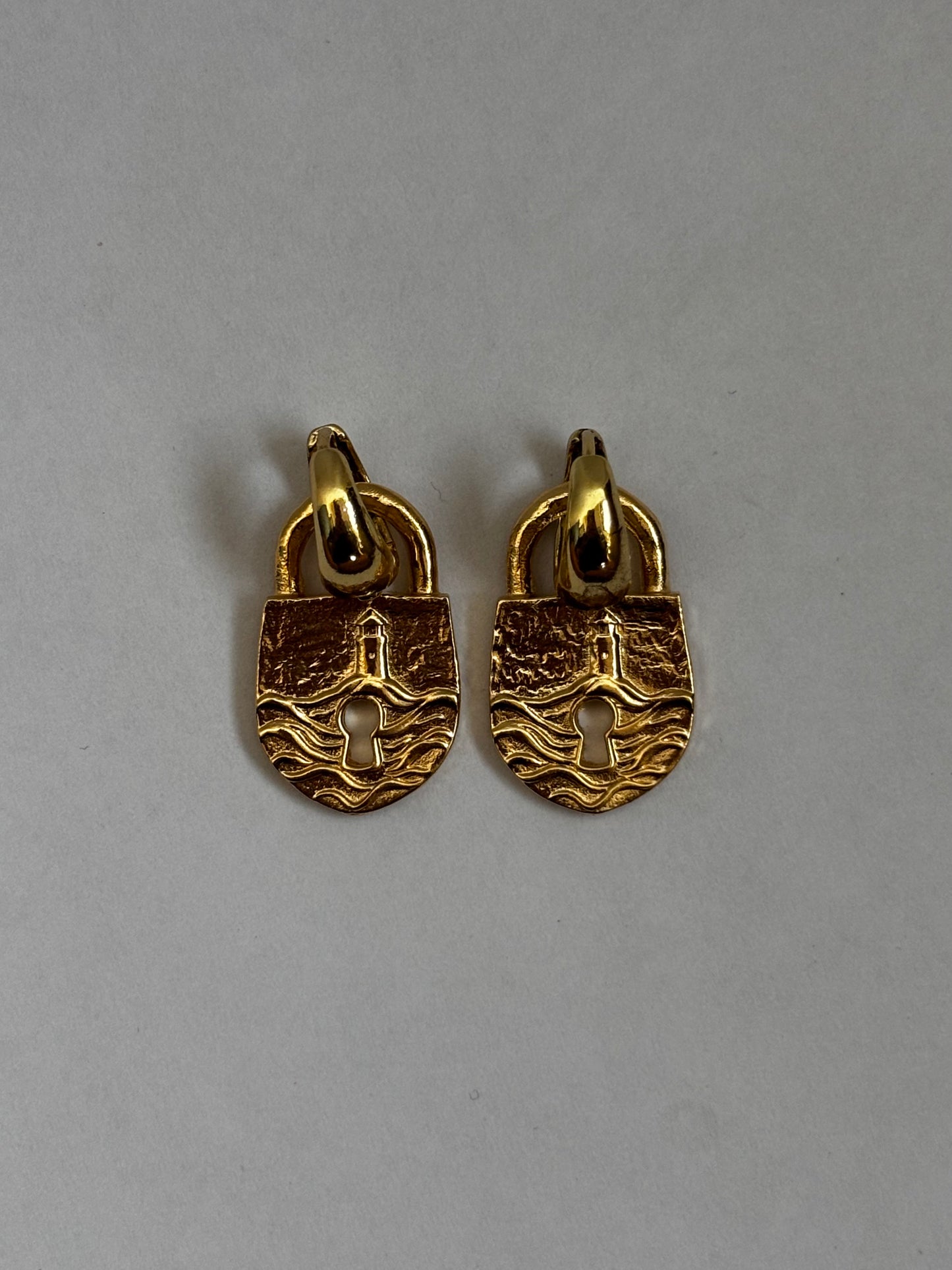 Pingente DUNA + Brinco Argola de clique AURA